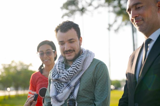 Mahmoud Khalil, leader des manifestations propalestiniennes à l’université Columbia, après sa libération du centre de détention pour immigrants de Jena (Louisiane), le 20 juin 2025.