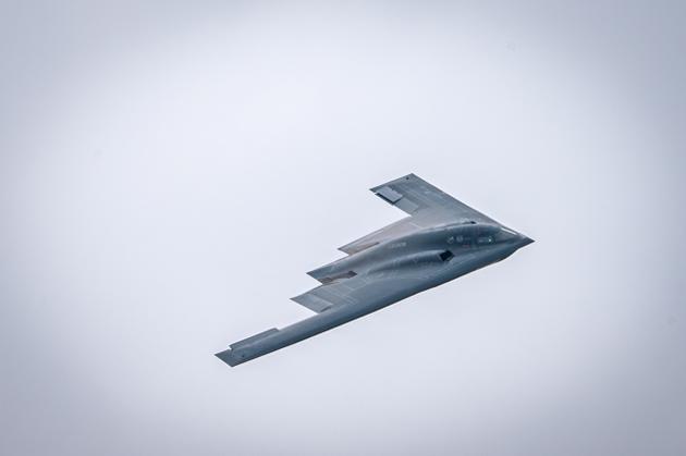 Un bombardier B-2 Spirit de l’armée de l’air américaine à la base de la Garde nationale de Rosecrans à Saint Joseph (Missouri), en septembre 2024.