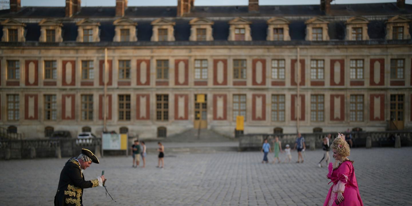 France's Versailles unveils AI-powered talking statues