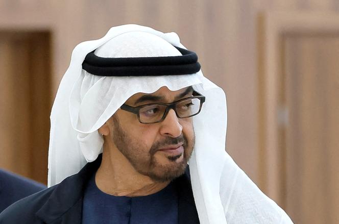Le président des Emirats arabes unis, Mohammed Ben Zayed Al Nahyane, à son arrivée au sommet des BRICS à Kazan, en Russie, le 23 octobre 2024.