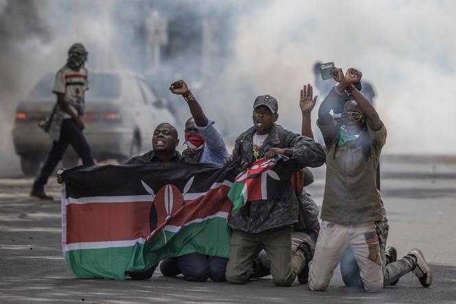 Manifestation contre le budget présenté au Parlement le 12 juin 2025 à Nairobi. 