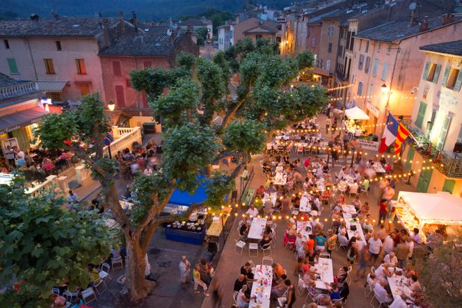 Lors de la Nuit des vignerons, à La Motte (Var), le 6 juin 2015.