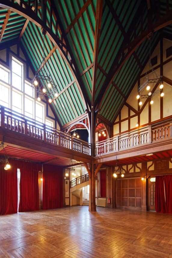 La salle de réception de la Fondation Deutsch de la Meurthe, à la Cité internationale universitaire de Paris, le 13 juin 2025. 