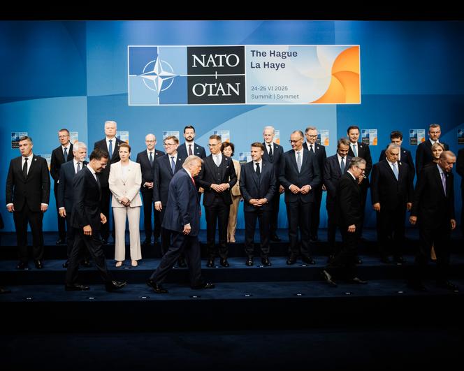 Photo de groupe au sommet de l'OTAN, à La Haye (Pays-Bas), le 25 juin 2025.
