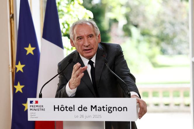 Le Premier ministre François Bayrou à l’hôtel Matignon à Paris, le 26 juin 2025.