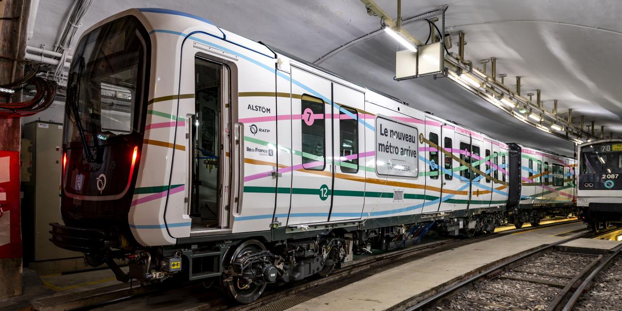 Stormigee porn i contacted through text and email, and set