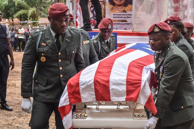 L’ancien président du Liberia Samuel Doe reçoit des rites funéraires, le 27 juin à Zwedru.