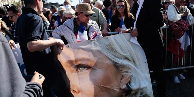 Un an après l’échec du « plan Matignon », le RN tente de pallier la faiblesse et la radicalité de sa base