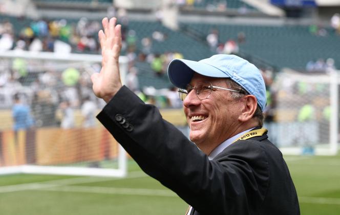 The American businessman John Textor. Therefore, during the match of the World Cup of clubs between Botafogo and Palmeiras, on June 28, 2025 in Philadelphia (Pennsylvania), in the United States. john textor drafts mea culpa