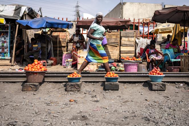 Un marché à Accra (Ghana), le 9 décembre 2024.