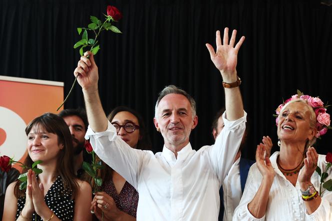 Emmanuel Grégoire, député socialiste et candidat à la mairie de Paris, lors d’une réunion publique, à Paris, le 22 juin 2025.