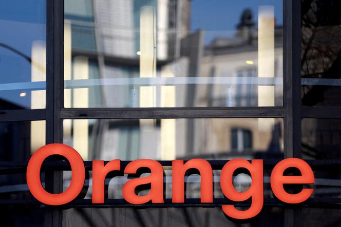 Une boutique Orange, à Paris, en janvier 2025. Illustration.