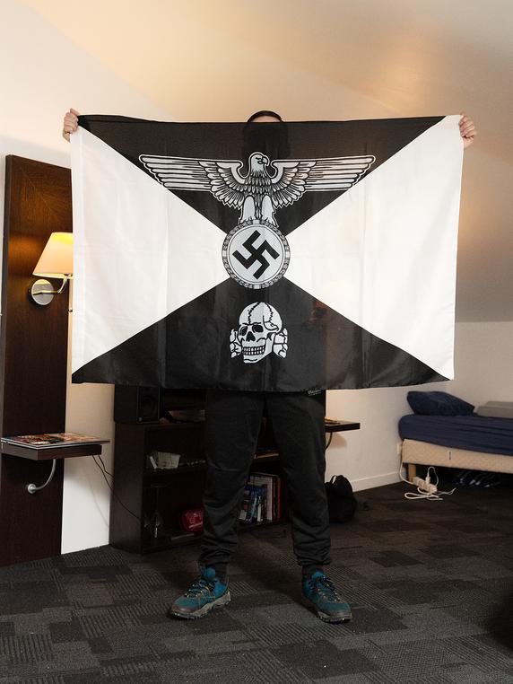 Des objets en référence au nazisme appartenant à Baptiste C.