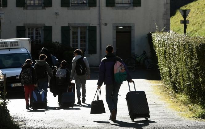 Au collège catholique et groupe scolaire Le Beau Rameau, à Lestelle-Bétharram (Pyrénées-Atlantiques), le 17 mars 2025.