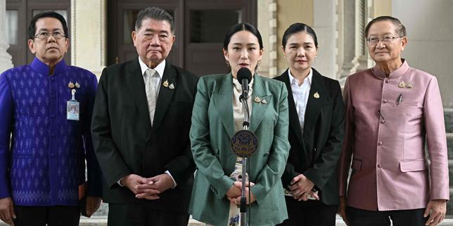 En Thaïlande, la première ministre, Paetongtarn Shinawatra, suspendue par la Cour constitutionnelle