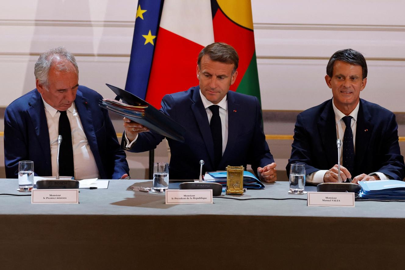 Nouvelle-Calédonie : Emmanuel Macron prône un accord transitoire vers un Etat-associé
