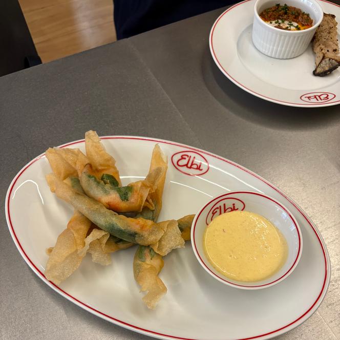 Les crevettes croustillantes, au restaurant Elbi, le 12 juin 2025.