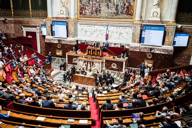A l’Assemblée nationale, à Paris, le 1ᵉʳ juillet 2025.