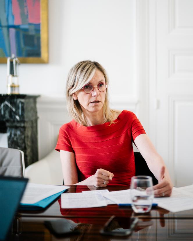 La ministre de la transition écologique, Agnès Pannier-Runacher, dans son ministère lors d’un entretien à Paris, le jeudi 3 juillet 2025.