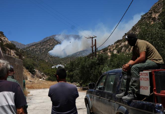 Incendie en Crète, près de la ville d’Ierapetra, le 3 juillet 2025.