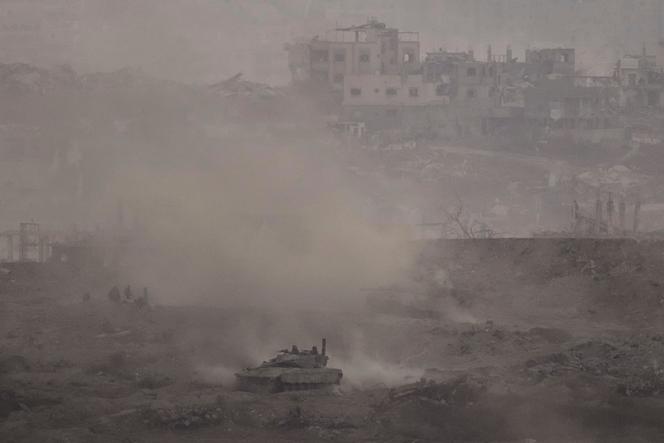 Un tank de l’armée israélienne, dans la bande de Gaza, le 3 juillet 2025.