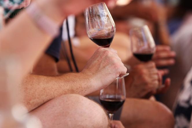 Lors du festival « Bordeaux fête le vin », le 20 juin 2025.