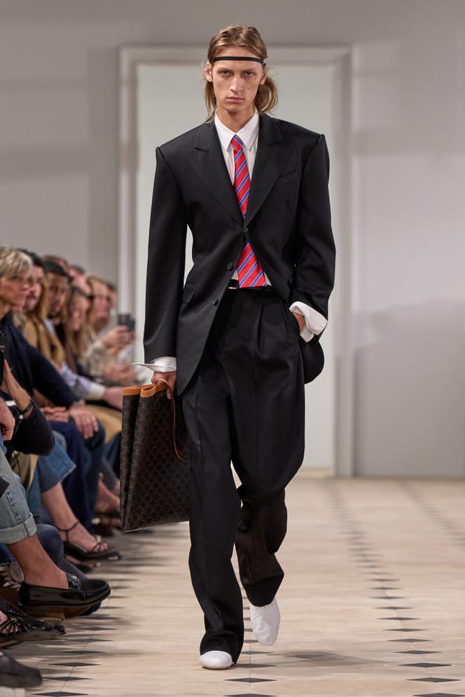 Celine, précollection printemps 2026 par Michael Rider.