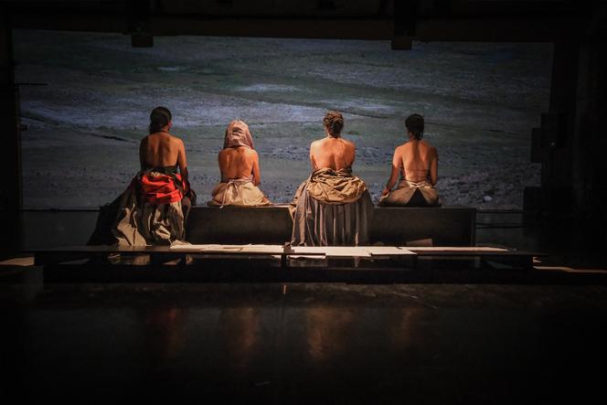 « Laaroussa Quartet », de Selma et Sofiane Ouissi, au Festival d’Avignon, en juillet 2025. 