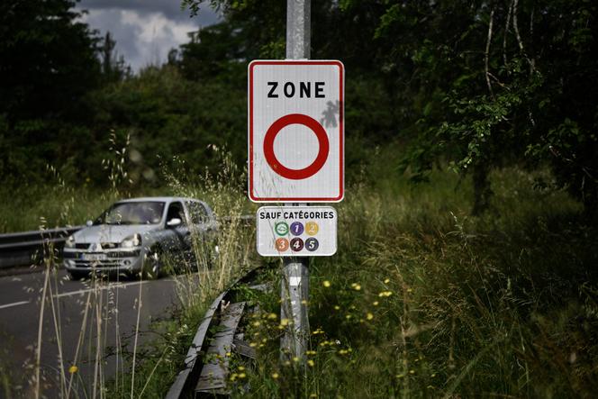 L’entrée d’une zone à faible émission, à Mérignac (Gironde), le 21 mai 2025.