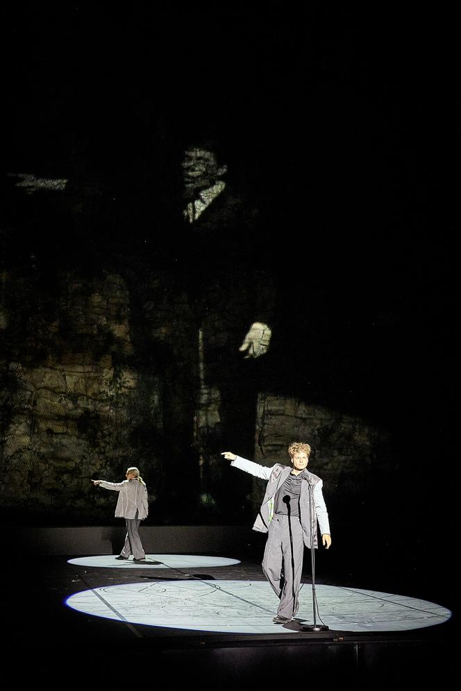 « BREL » ,d’Anne Teresa De Keersmaeker, à Avignon, le 4 juillet 2025.