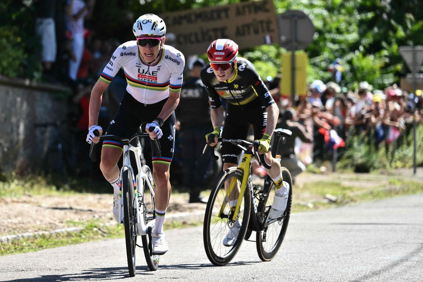 Tadej Pogacar et Jonas Vingegaard lancent leur saison à distance, avant leurs retrouvailles sur le Tour de France