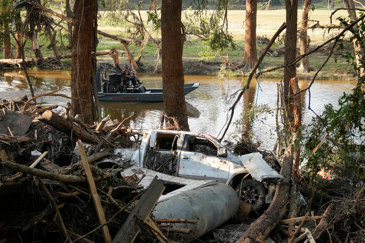 Texas floods: Over 160 people still listed as missing