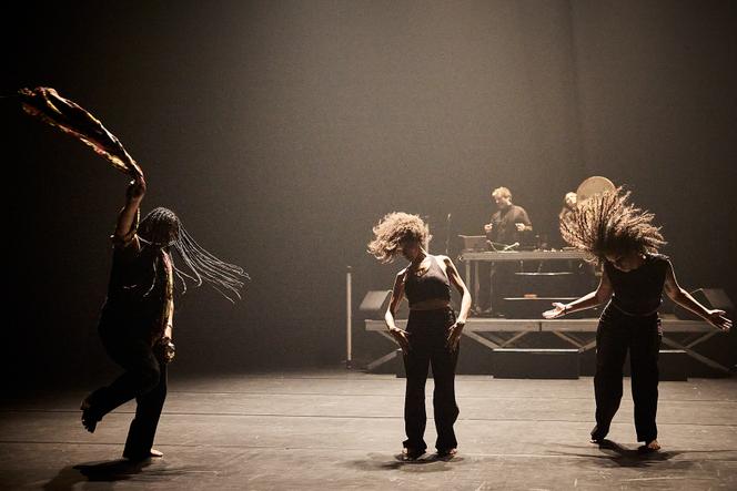 « When I Saw the Sea », mis en scène et chorégraphié par Ali Chahrour, au Festival d’Avignon, le 4 juillet 2025.