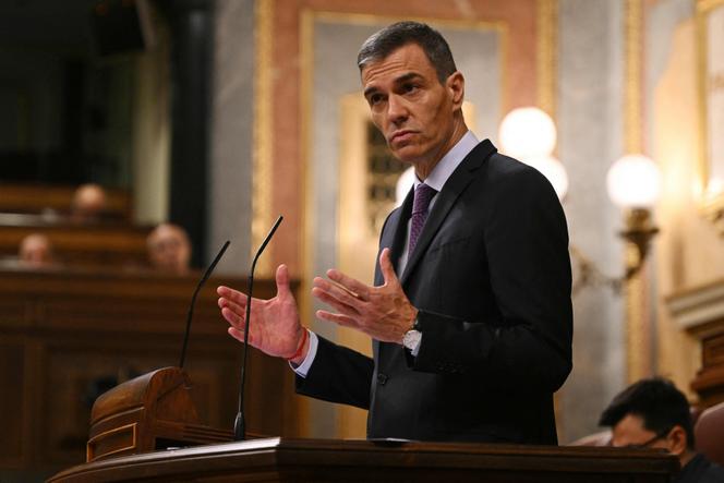 Le Premier ministre espagnol Pedro Sanchez lors d’une session plénière au parlement espagnol à Madrid le 9 juillet 2025.