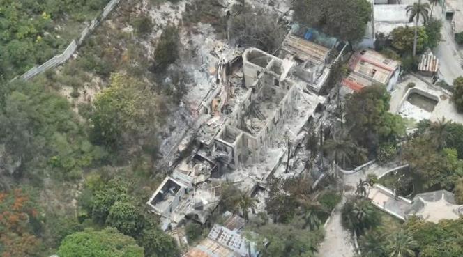 Vue de l’Hôtel Oloffson, à Port-au-Prince, incendié le 6 juillet 2025. Photo issue des réseaux sociaux.