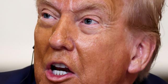 Trump announces 50% tariff on Brazilian goods, citing 'witch hunt' trial against Bolsonaro