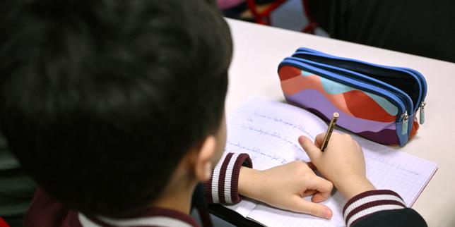 L’éducation nationale et l’enseignement supérieur, deux institutions qui peinent à gérer les ruptures de parcours