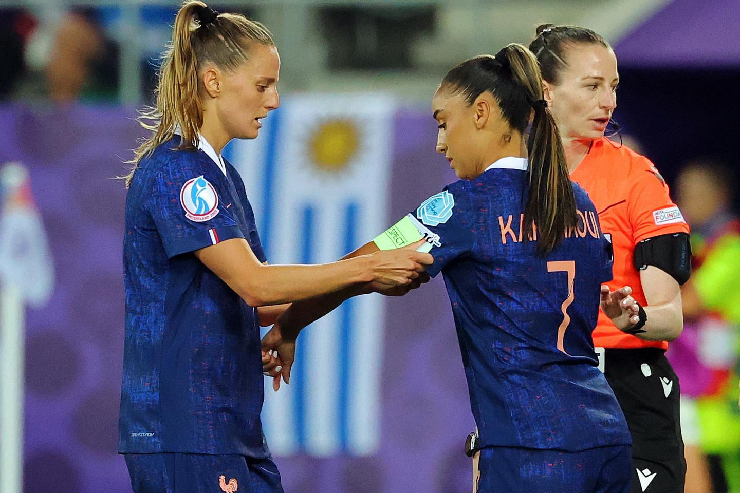 Euro 2025Â fÃ©mininÂ : au sein de lâ€™Ã©quipe de France, un leadership savamment...