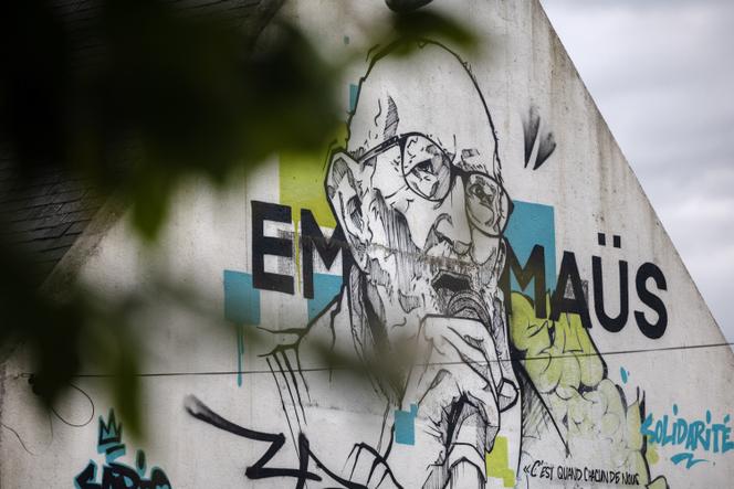 Le portrait de l’abbé Pierre, à Quimper, le 16 septembre 2024.