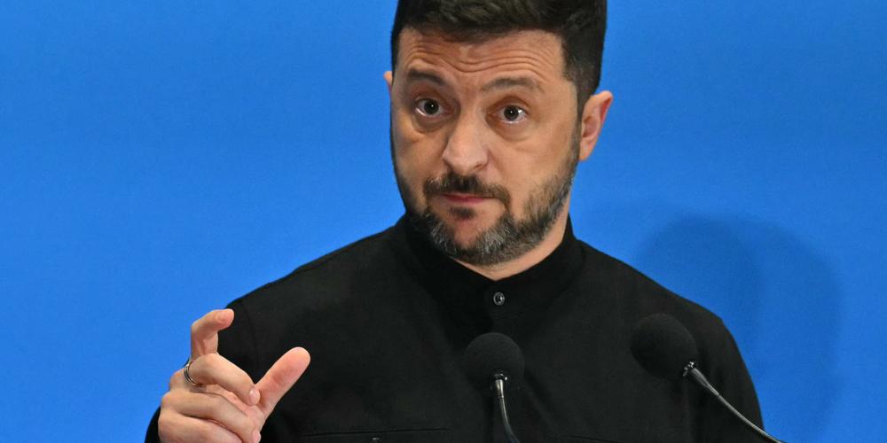 Le président ukrainien, Volodymyr Zelensky, à Rome, le 10 juillet 2025. - ANDREAS SOLARO / AFP