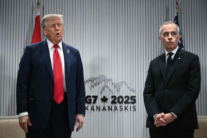 O presidente Donald Trump fala da imprensa com o primeiro -ministro canadense Mark Carney na cúpula do G7 em Kananaskis, Alberta, Canadá, em 16 de junho de 2025.