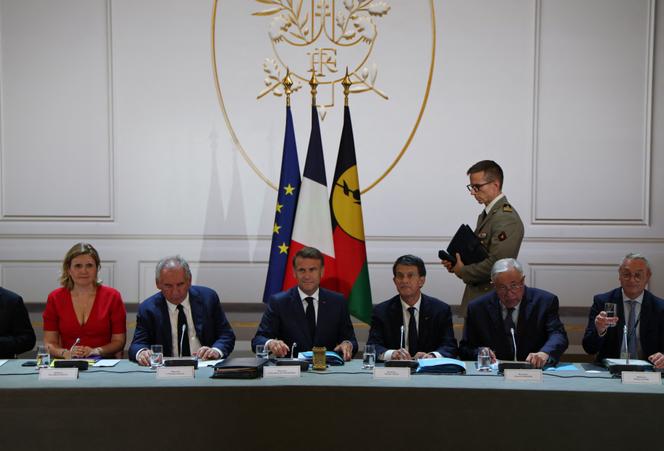 Le président français Emmanuel Macron lors du sommet sur la Nouvelle-Calédonie au palais de l’Élysée à Paris, le 2 juillet 2025.