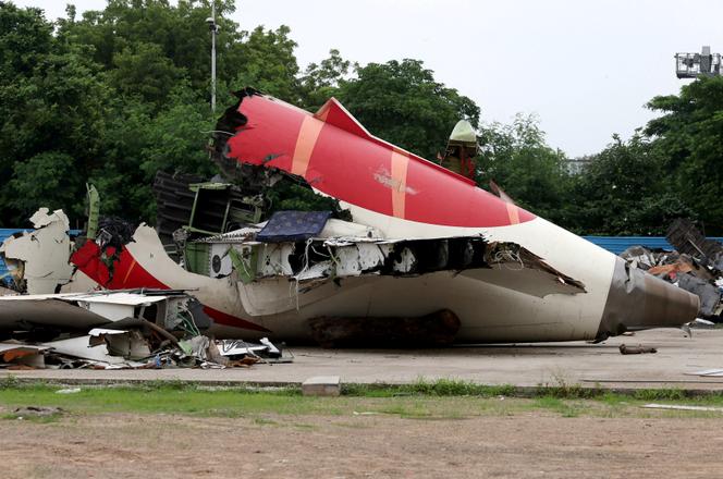 Des débris du Boeing 787-8 Dreamliner d’Air India qui s’est écrasé, à Ahmedabad (Gujarat), en Inde, le 12 juin 2025.