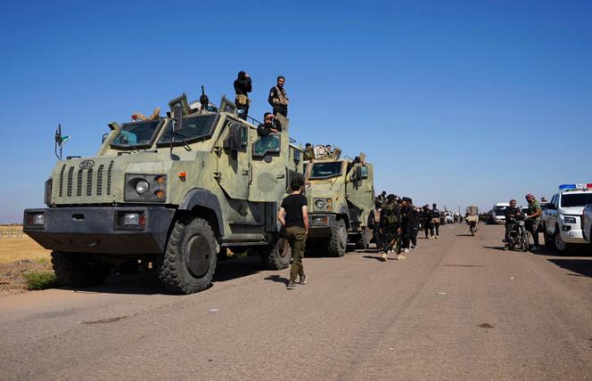 Des unités de l’armée syrienne à proximité de Souweïda (Syrie), le 14 juillet 2025.