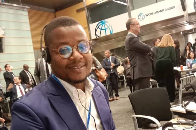 Le journaliste béninois Hugues Comlan Sossoukpè, directeur de publication du journal « Olofofo ».