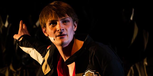 Au Festival « off » d’Avignon, Félix Vannoorenberghe enthousiasme dans « La Sœur de Jésus-Christ »