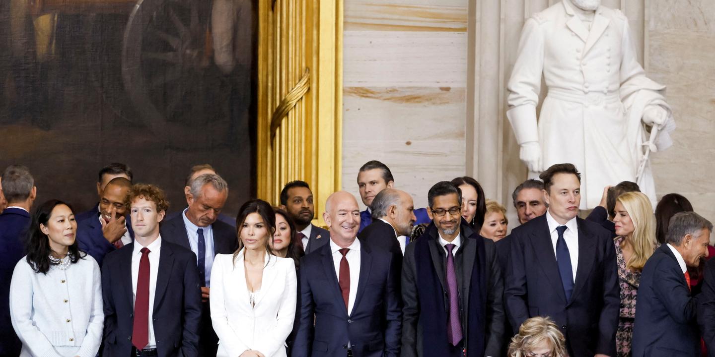 https://img.lemde.fr/2025/07/14/632/0/7571/3785/1440/720/60/0/5c9d3c2_upload-1-fh9acwdukq9g-2025-01-20t234413z-1776922491-rc2ndcahegy6-rtrmadp-3-usa-trump-inauguration.JPG