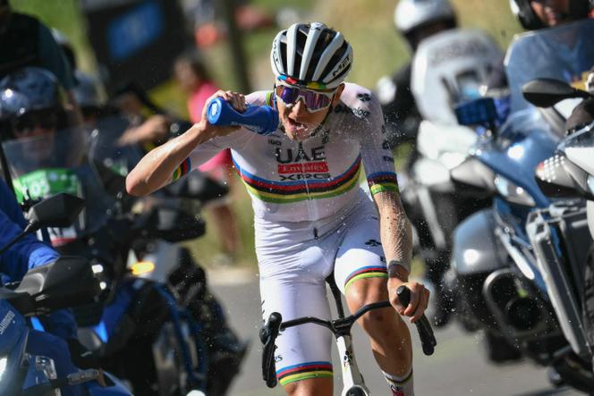Tadej Pogacar lors de la 12e étape du Tour de France, à Hautacam (Hautes-Pyrénées), le 17 juillet 2025. 