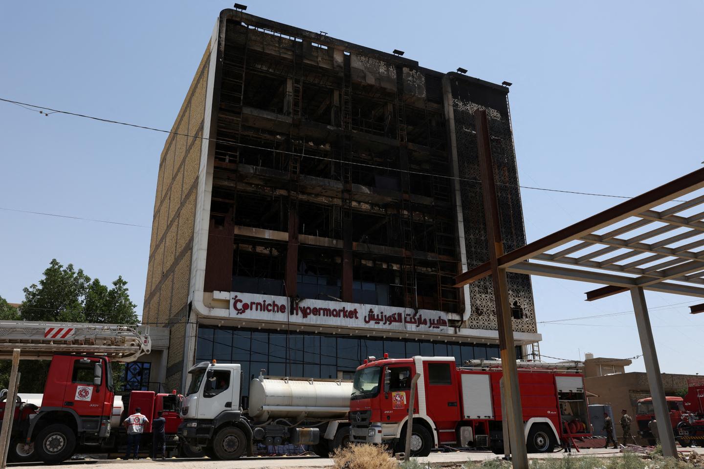 Fire kills more than 60 in newly opened Iraq mall