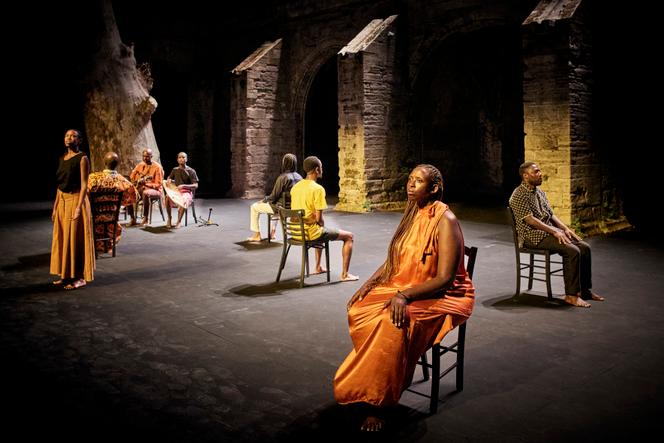 « Gahugu Gato », d’après le roman « Petit pays », de Gaël Faye, mis en scène par Frédéric Fisbach et Dida Nibagwire, au Festival d’Avignon, le 16 juillet 2025.